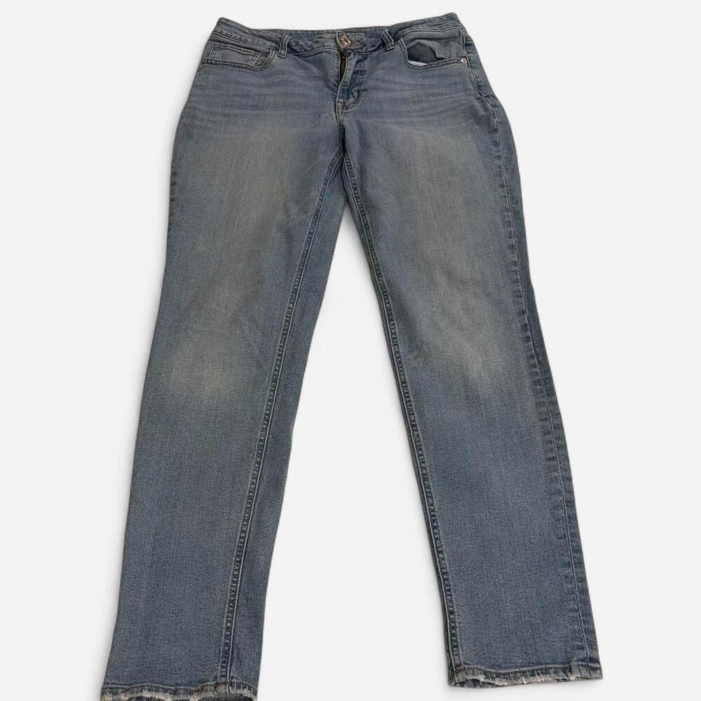 Maurices Women's Blue and Navy Jeans